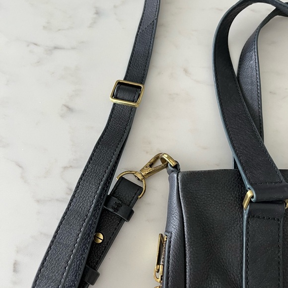 Fossil leather purse. - Picture 4 of 6